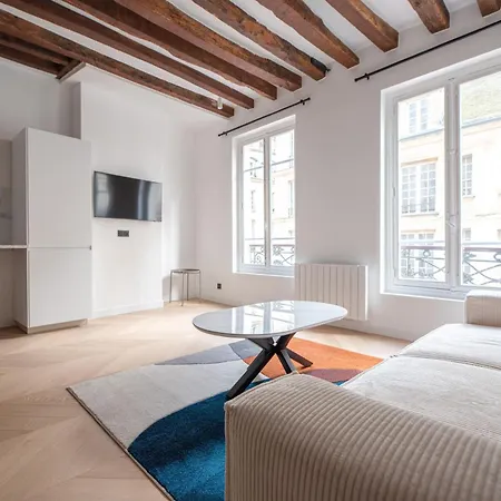 Stylish Flat Marais Parigi